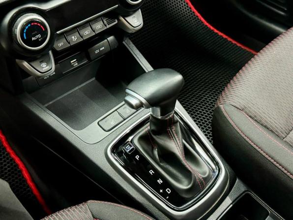 Kia Rio IV Рестайлинг с пробегом 2021 года, цена 1 769 900 рублей, 103471 км, седан, Автокод Объявления