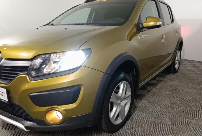 Renault Sandero II с пробегом 2017 года, цена 920 000 рублей, 145430 км, хэтчбек, Автокод Объявления