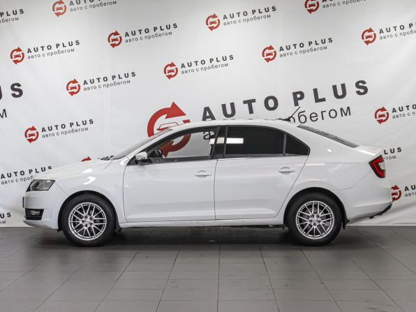 Skoda Rapid I с пробегом 2017 года, цена 989 000 рублей, 124740 км, лифтбек, Автокод Объявления