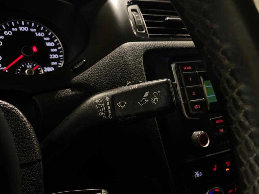 Volkswagen Jetta VI Челябинск  - изображение 18