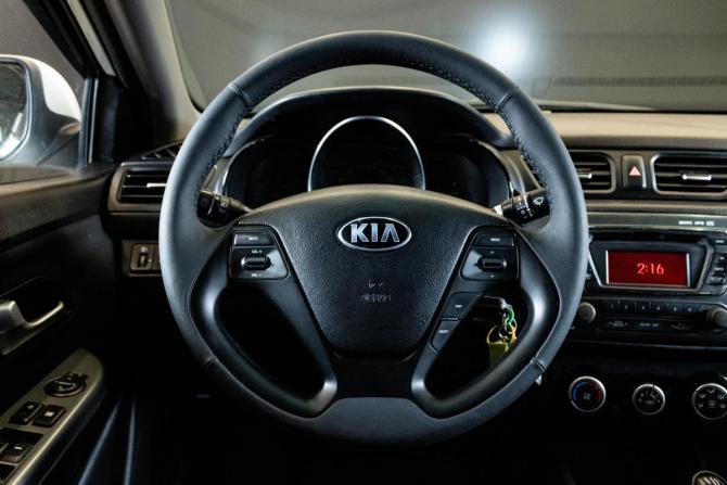 Kia Rio III Рестайлинг с пробегом 2015 года, цена 1 050 000 рублей, 128830 км, седан, Автокод Объявления