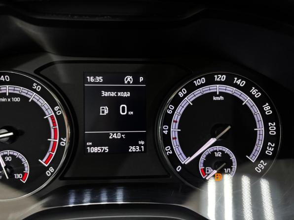 Skoda Karoq I с пробегом 2020 года, цена 2 250 000 рублей, 108098 км, внедорожник, Автокод Объявления