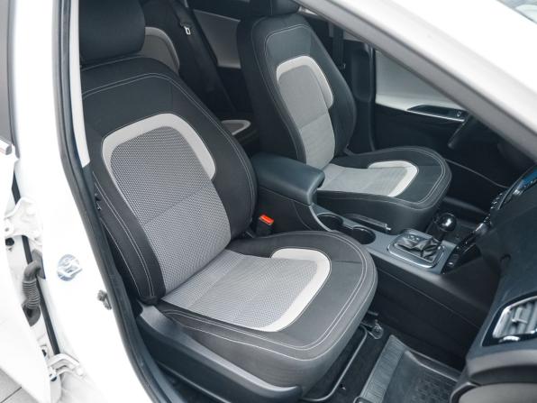 Kia Ceed II Рестайлинг с пробегом 2017 года, цена 1 324 700 рублей, 107375 км, хэтчбек, Автокод Объявления