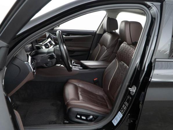 BMW 5 серии VII (G30/G31/G38) Рестайлинг с пробегом 2021 года, цена 4 635 999 рублей, 110022 км, седан, Автокод Объявления