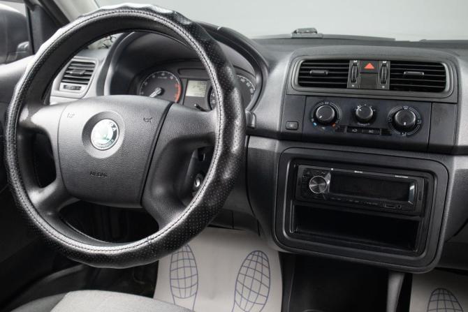 Skoda Fabia II с пробегом 2008 года, цена 399 000 рублей, 180454 км, хэтчбек, Автокод Объявления