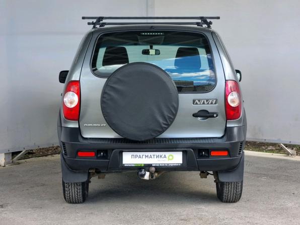 Chevrolet Niva I Рестайлинг с пробегом 2018 года, цена 690 000 рублей, 118654 км, внедорожник, Автокод Объявления