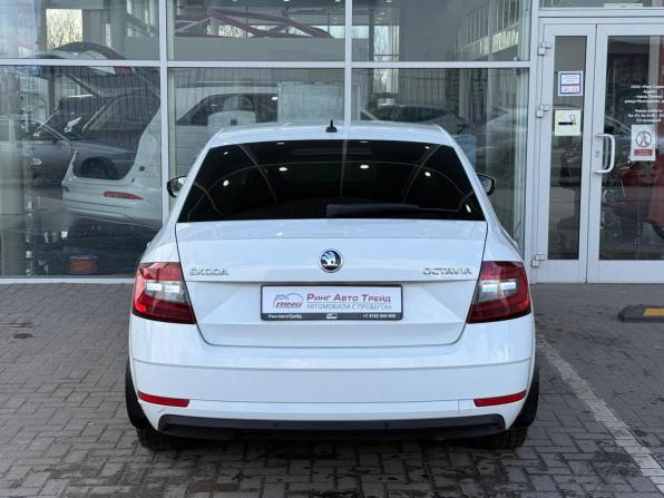Skoda Octavia III (A7) Рестайлинг с пробегом 2019 года, цена 1 789 000 рублей, 144000 км, лифтбек, Автокод Объявления