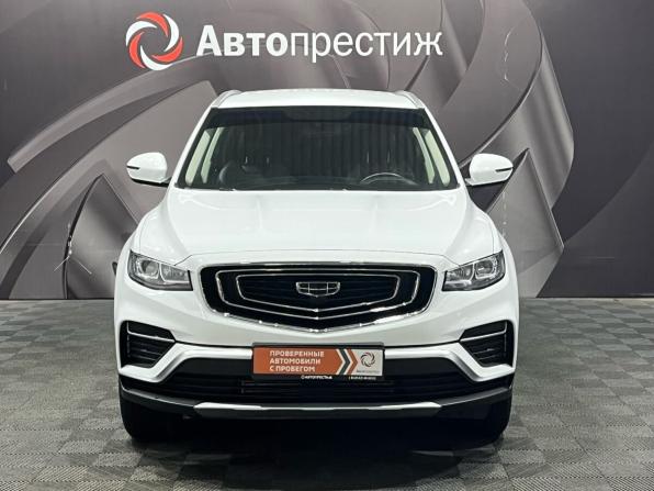 Geely Atlas Pro с пробегом 2024 года, цена 1 920 000 рублей, 40765 км, внедорожник, Автокод Объявления