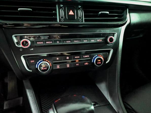 Kia Optima IV Рестайлинг с пробегом 2019 года, цена 2 500 000 рублей, 97736 км, седан, Автокод Объявления