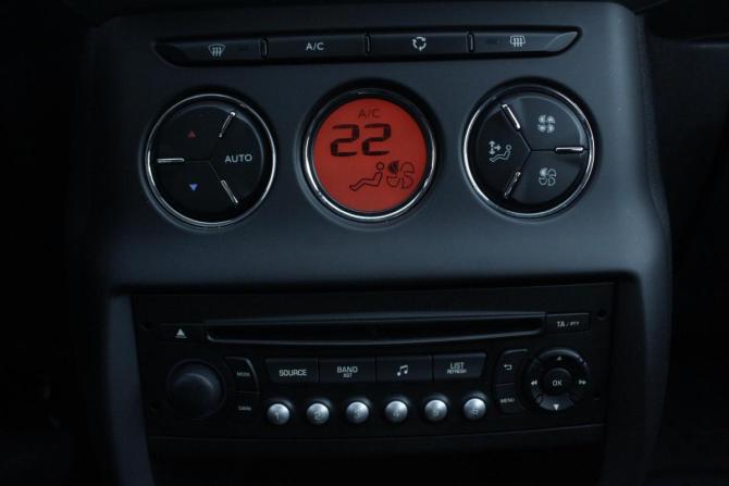 Citroen C3 II с пробегом 2012 года, цена 910 000 рублей, 13205 км, хэтчбек, Автокод Объявления