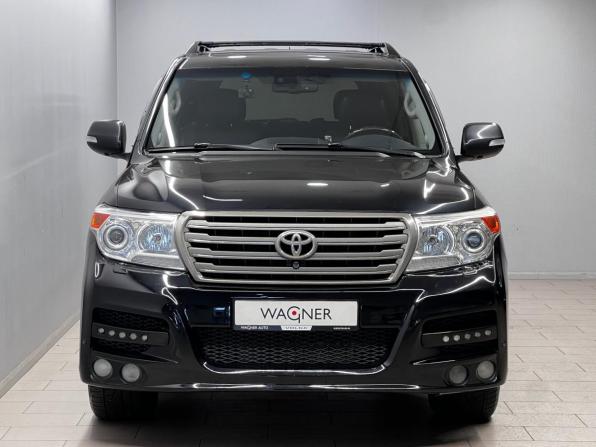 Toyota Land Cruiser 200 Series Рестайлинг 1 с пробегом 2013 года, цена 3 699 000 рублей, 302325 км, внедорожник, Автокод Объявления