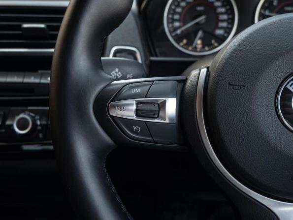 BMW 1 серии II (F20/F21) Рестайлинг с пробегом 2015 года, цена 1 455 000 рублей, 113596 км, хэтчбек, Автокод Объявления