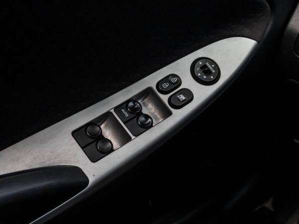 Hyundai Solaris I с пробегом 2013 года, цена 640 000 рублей, 227213 км, хэтчбек, Автокод Объявления