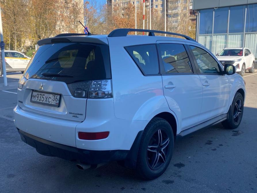 Mitsubishi Outlander II Рестайлинг Санкт-Петербург  - изображение 3