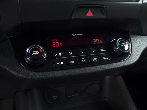 Kia Sportage III с пробегом 2012 года, цена 1 399 995 рублей, 219066 км, внедорожник, Автокод Объявления