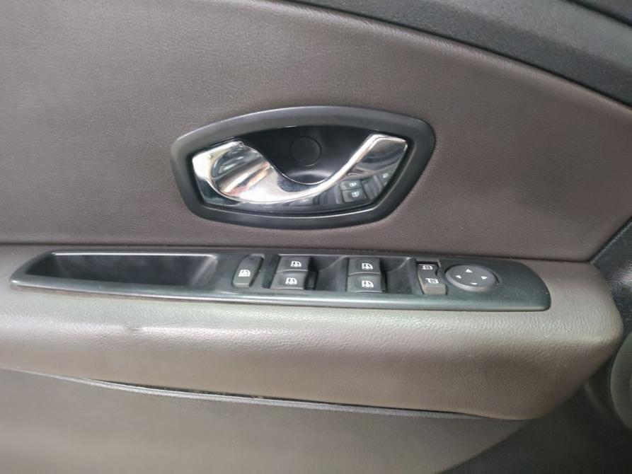 Renault Fluence I Рестайлинг Москва  - изображение 19