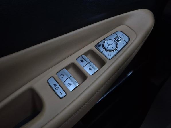 Hyundai Santa Fe IV Рестайлинг с пробегом 2020 года, цена 3 120 000 рублей, 103141 км, внедорожник, Автокод Объявления