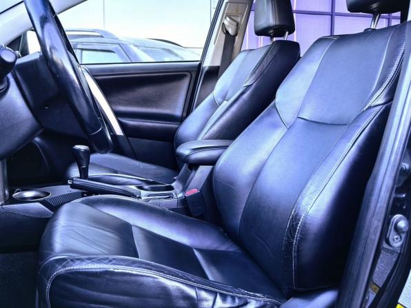 Toyota RAV4 IV (XA40) с пробегом 2013 года, цена 1 949 000 рублей, 241723 км, внедорожник, Автокод Объявления