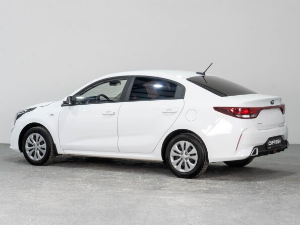 Kia Rio IV Рестайлинг с пробегом 2020 года, цена 1 469 000 рублей, 60294 км, седан, Автокод Объявления