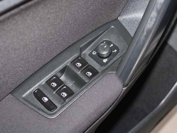 Volkswagen Tiguan II с пробегом 2017 года, цена 1 549 900 рублей, 269896 км, внедорожник, Автокод Объявления