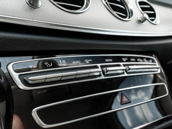 Mercedes-Benz E-Класс V (W213 S213 C238) с пробегом 2016 года, цена 2 480 000 рублей, 154112 км, седан, Автокод Объявления