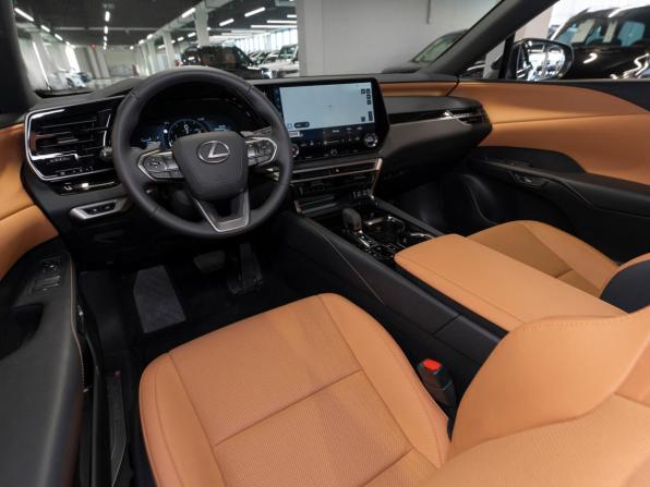 Lexus RX V с пробегом 2025 года, цена 8 400 000 рублей, 50 км, внедорожник, Автокод Объявления