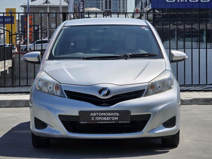 Toyota Vitz III (XP130) Новосибирск  - изображение 2