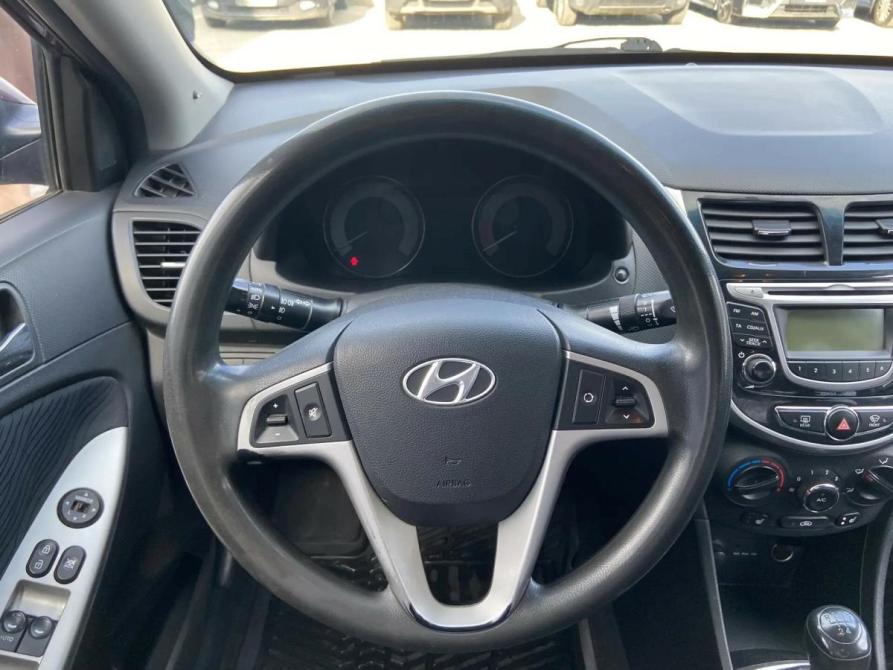 Hyundai Solaris I Череповец  - изображение 11