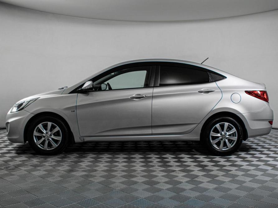 Hyundai Solaris I Москва  - изображение 8