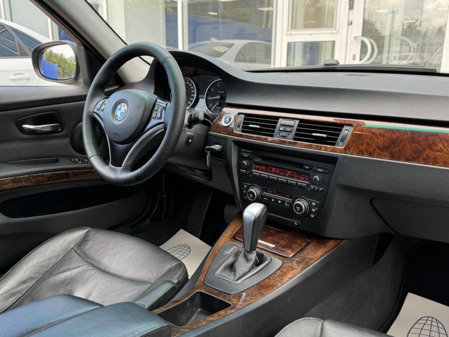 BMW 3 серии V (E90/E91/E92/E93) Рестайлинг Ульяновск  - изображение 11