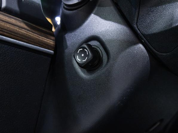 Toyota Land Cruiser Prado 150 Series Рестайлинг 2 с пробегом 2019 года, цена 4 599 700 рублей, 187635 км, внедорожник, Автокод Объявления