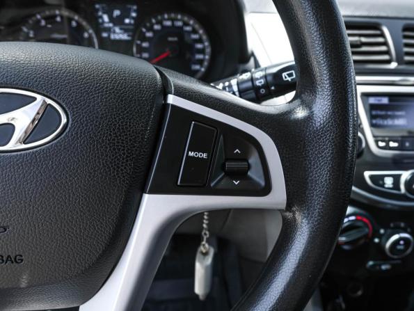 Hyundai Solaris I с пробегом 2012 года, цена 969 000 рублей, 69266 км, хэтчбек, Автокод Объявления