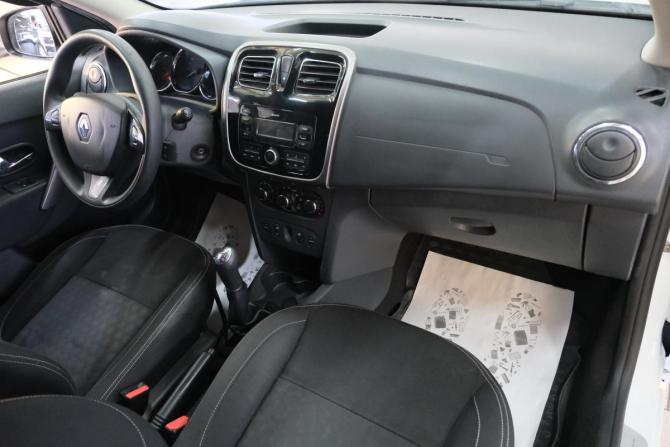 Renault Logan II с пробегом 2017 года, цена 759 000 рублей, 176000 км, седан, Автокод Объявления