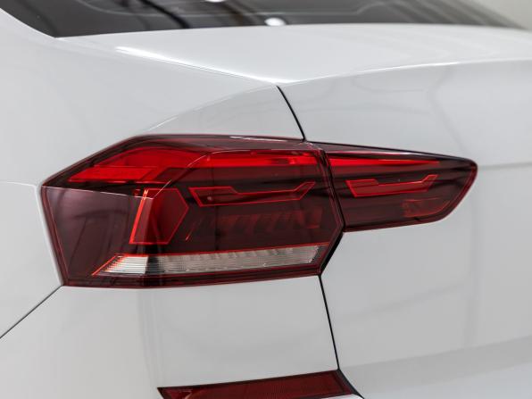 Volkswagen Polo VI с пробегом 2021 года, цена 1 598 000 рублей, 93090 км, лифтбек, Автокод Объявления
