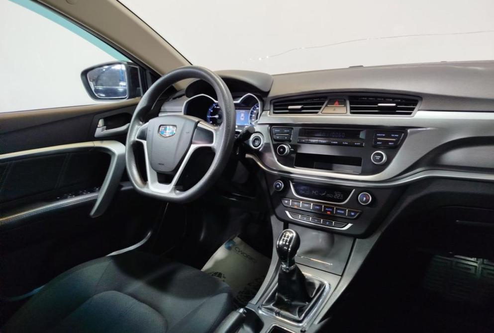 Geely Emgrand 7 I Рестайлинг Саратов  - изображение 14