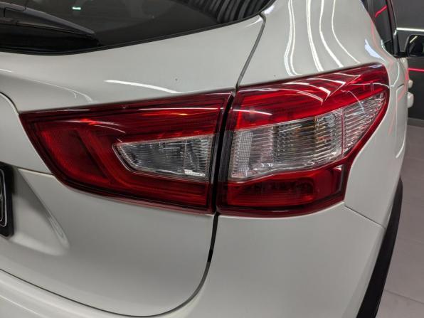 Nissan Qashqai II с пробегом 2017 года, цена 1 790 000 рублей, 64996 км, внедорожник, Автокод Объявления