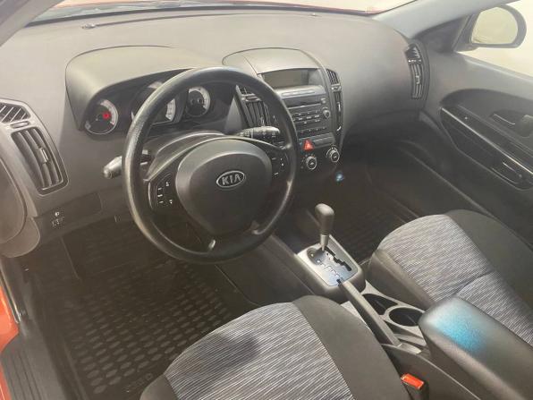 Kia Ceed I с пробегом 2009 года, цена 799 800 рублей, 108000 км, универсал, Автокод Объявления
