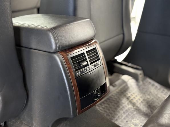 Volkswagen Touareg I Рестайлинг с пробегом 2008 года, цена 1 295 000 рублей, 240000 км, внедорожник, Автокод Объявления
