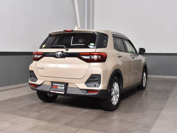 Toyota Raize I с пробегом 2020 года, цена 1 950 995 рублей, 40740 км, внедорожник, Автокод Объявления