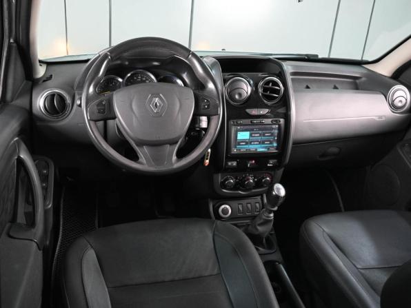 Renault Duster I Рестайлинг с пробегом 2018 года, цена 2 099 000 рублей, 39406 км, внедорожник, Автокод Объявления