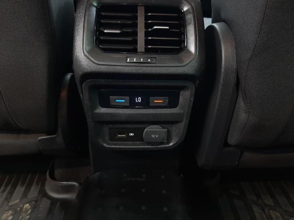 Volkswagen Tiguan II с пробегом 2019 года, цена 2 399 000 рублей, 114473 км, внедорожник, Автокод Объявления