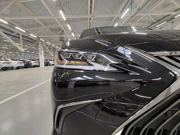 Lexus ES VII с пробегом 2019 года, цена 4 250 000 рублей, 86001 км, седан, Автокод Объявления