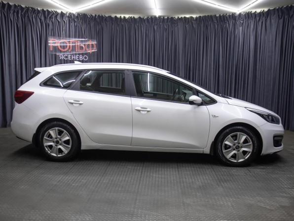 Kia Ceed II Рестайлинг с пробегом 2018 года, цена 1 449 000 рублей, 93165 км, универсал, Автокод Объявления