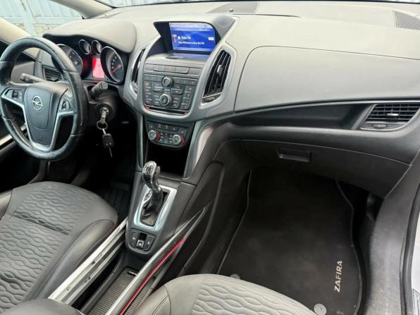 Opel Zafira C с пробегом 2013 года, цена 1 098 000 рублей, 76606 км, минивэн, Автокод Объявления