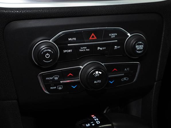 Dodge Charger VII (LD) Рестайлинг с пробегом 2019 года, цена 2 700 000 рублей, 118000 км, седан, Автокод Объявления