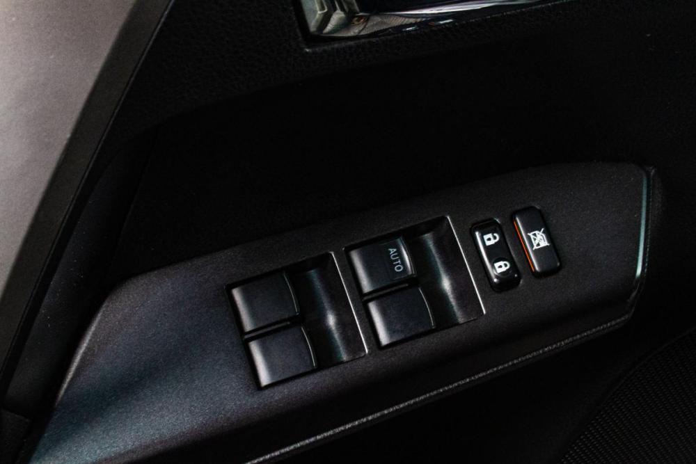 Toyota RAV4 IV (XA40) Рестайлинг Сургут  - изображение 8