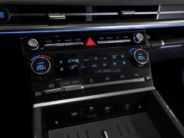 Hyundai Santa Fe V (MX5) с пробегом 2026 года, цена 5 750 000 рублей, 55 км, внедорожник, Автокод Объявления