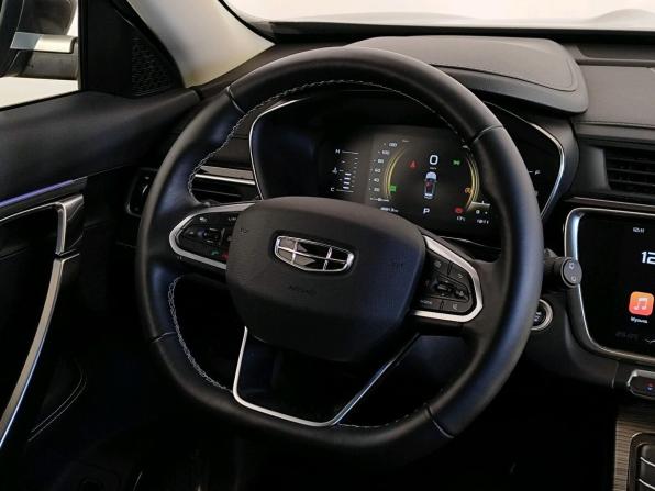 Geely Atlas Pro с пробегом 2024 года, цена 2 089 000 рублей, 46812 км, внедорожник, Автокод Объявления