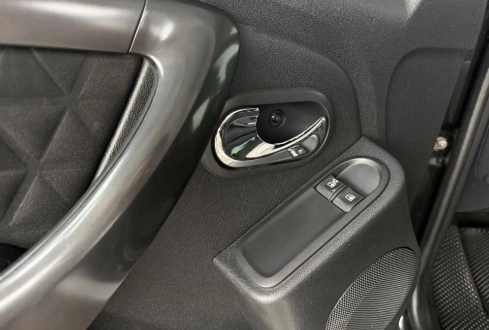 Renault Duster I Рестайлинг Киров  - изображение 15