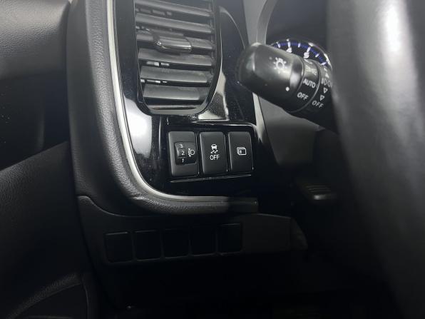 Mitsubishi Outlander III Рестайлинг 3 с пробегом 2020 года, цена 2 100 000 рублей, 142570 км, внедорожник, Автокод Объявления